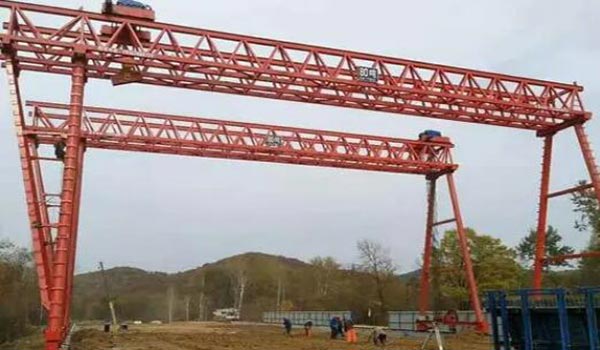 江西上饒龍門(mén)吊租賃廠家20噸龍門(mén)吊